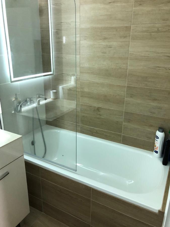Apartamento Carmen deluxe Novi Sad Exterior foto